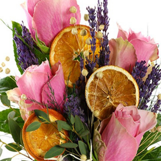 Spring Whispers – Cam Vazoda Pembe Güller