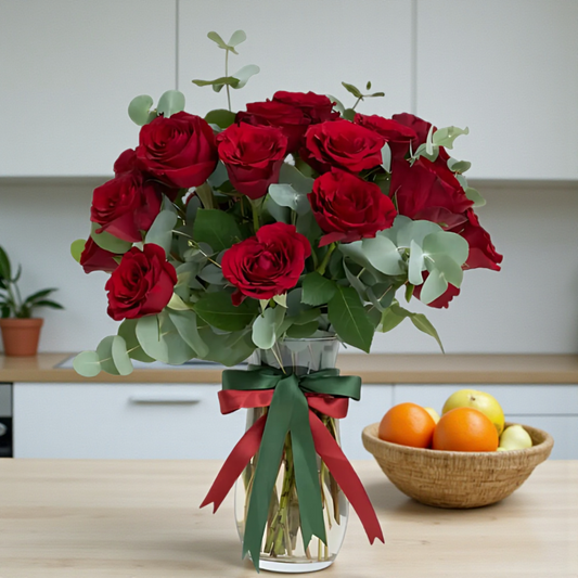 Vazoda 25'li Kırmızı Gül