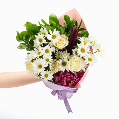 Ivory Leaves – Lila Bukette Beyaz Gül ve Ruskos