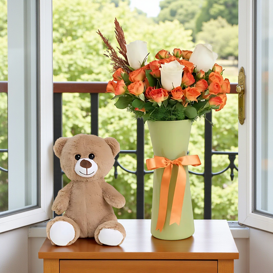 Yeşil Vazoda Renkli Güller & Ayıcık