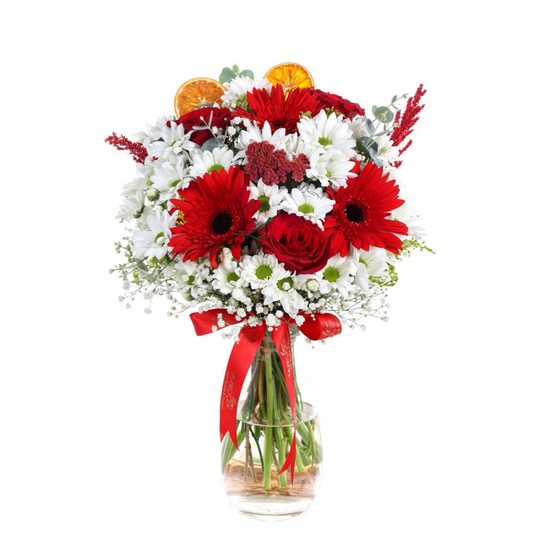 Ruby Garden – Cam Vazoda Gerbera, Papatya ve Kırmızı Gül