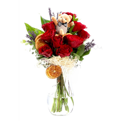 Crimson Heart – Cam Vazoda Kırmızı Güller