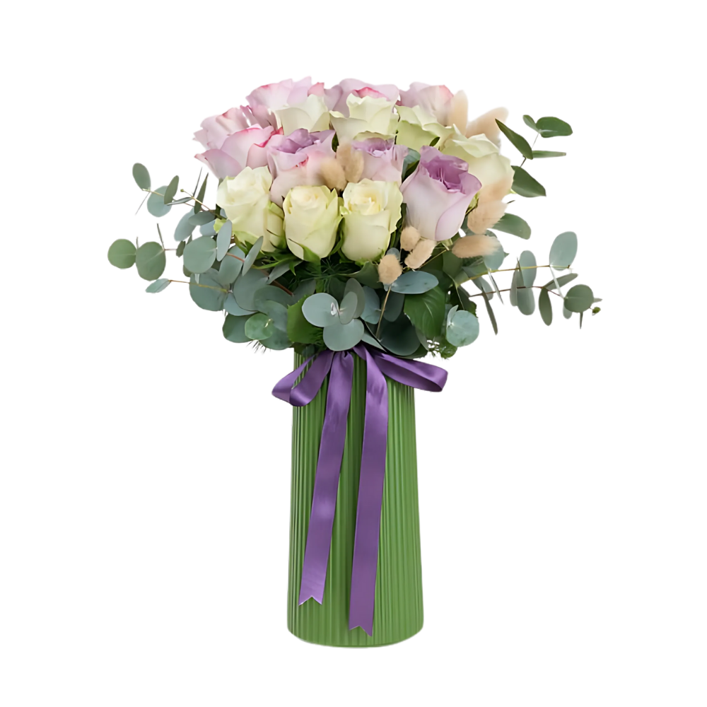 Lilac Duo – Yeşil Çizgili Vazoda Lila ve Beyaz Gül