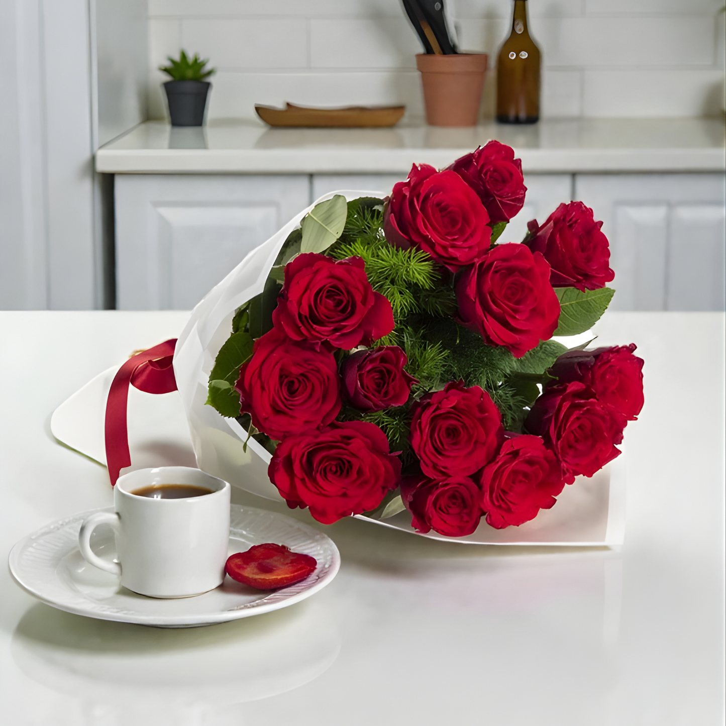 Classic Love – Beyaz Bukette 13 Kırmızı Gül