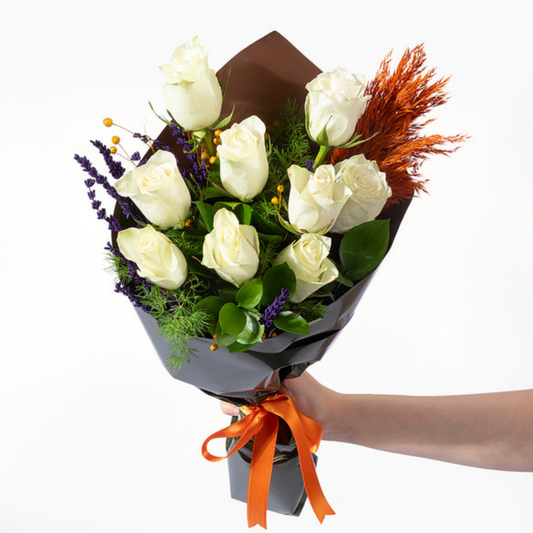 Pure Nature – Yeşil Kahve Bukette Beyaz Gül ve Lavanta