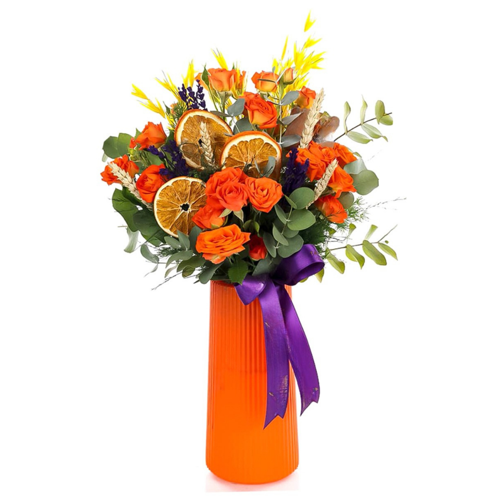Tangerine Glow – Turuncu Vazoda Turuncu Çardak Güller